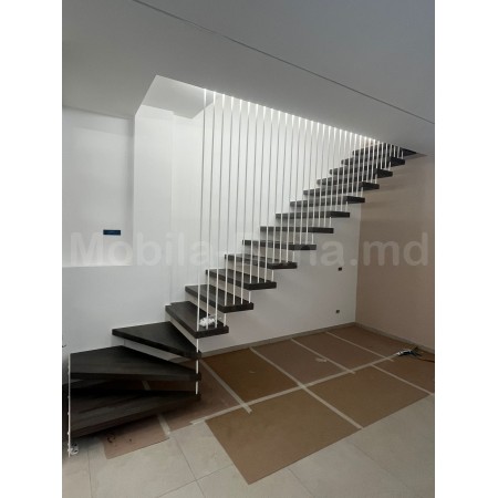 Консольная лестница на заказ, элегантное сочетание дерева и металла для современных домов